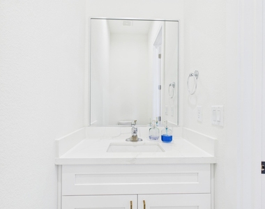 4306 Idaho Street - Photo Thumbnail 13