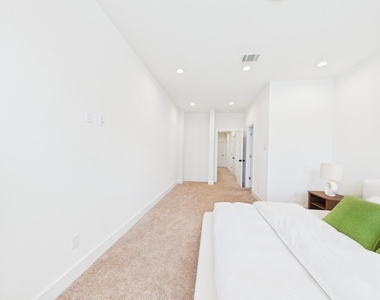 4306 Idaho Street - Photo Thumbnail 16