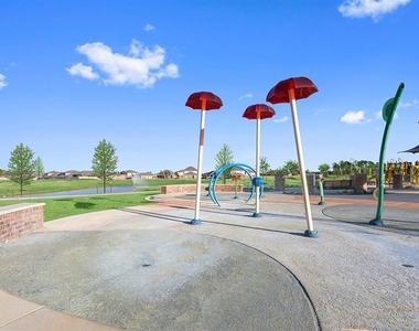 20811 Sheffield Park Drive - Photo Thumbnail 36
