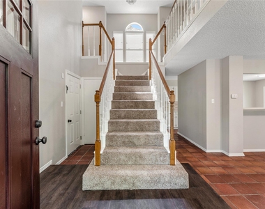 11831 Meadowchase Drive - Photo Thumbnail 16