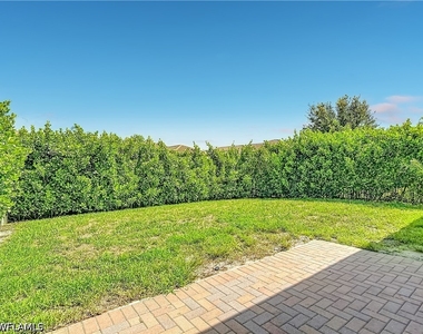 5045 Arancia Lane - Photo Thumbnail 15