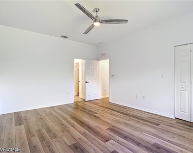 5045 Arancia Lane - Photo Thumbnail 11