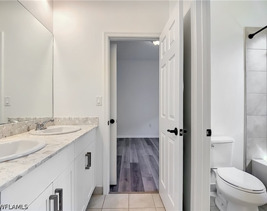 5045 Arancia Lane - Photo Thumbnail 8
