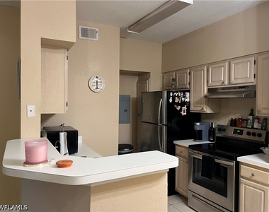 23500 Walden Center Drive - Photo Thumbnail 9
