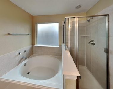 21715 Britton Hill Way - Photo Thumbnail 13