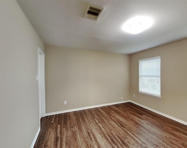 21715 Britton Hill Way - Photo Thumbnail 18