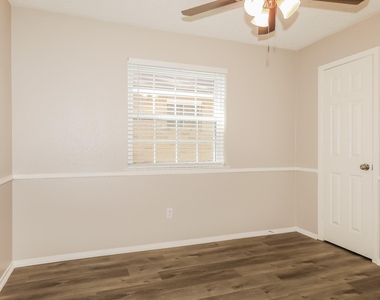 4703 Owens Creek Lane - Photo Thumbnail 11