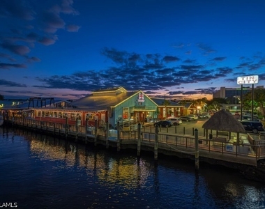 1686 Blue Point Avenue - Photo Thumbnail 10