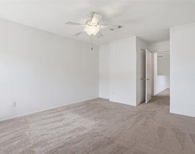 1920 Augusta Drive - Photo Thumbnail 14