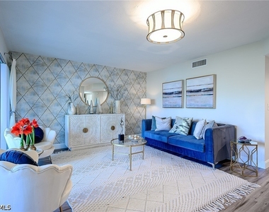 586 Beachwalk Circle - Photo Thumbnail 12