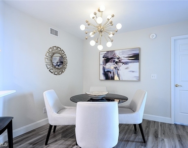 586 Beachwalk Circle - Photo Thumbnail 14