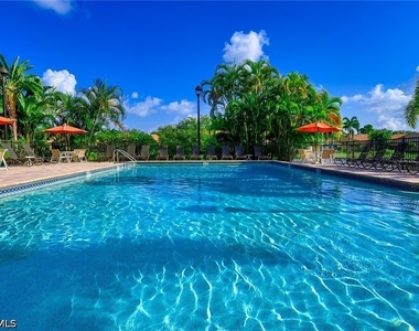 586 Beachwalk Circle - Photo Thumbnail 27