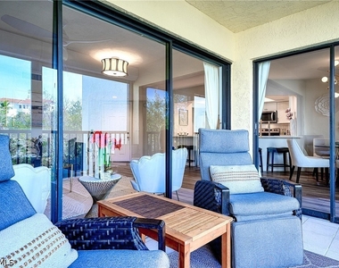 586 Beachwalk Circle - Photo Thumbnail 22