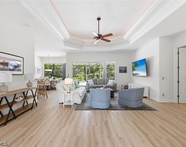 7673 Mulberry Lane - Photo Thumbnail 3