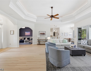7673 Mulberry Lane - Photo Thumbnail 4