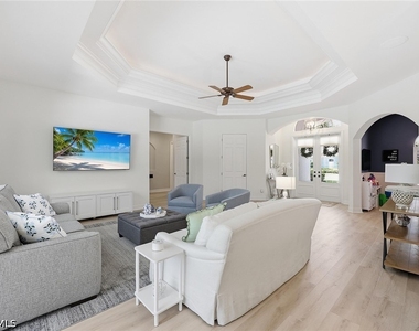 7673 Mulberry Lane - Photo Thumbnail 7