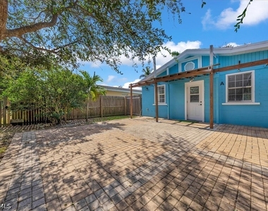 2750 Manorca Avenue - Photo Thumbnail 20