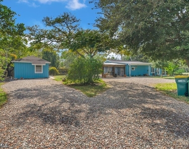 2750 Manorca Avenue - Photo Thumbnail 18