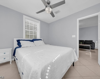2750 Manorca Avenue - Photo Thumbnail 15