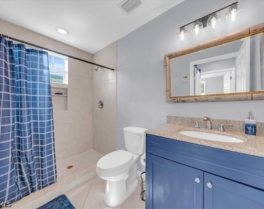 2750 Manorca Avenue - Photo Thumbnail 14