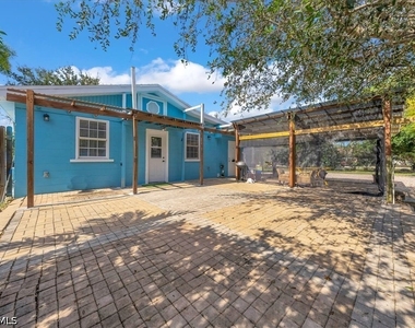 2750 Manorca Avenue - Photo Thumbnail 19