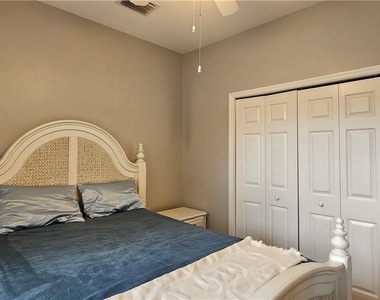 520 Crossfield Circle - Photo Thumbnail 18