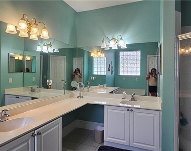 520 Crossfield Circle - Photo Thumbnail 16