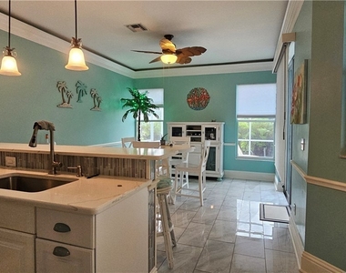 520 Crossfield Circle - Photo Thumbnail 8