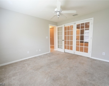 430 Saint Andrews Boulevard - Photo Thumbnail 11