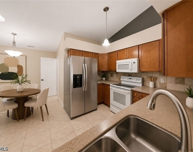 430 Saint Andrews Boulevard - Photo Thumbnail 34