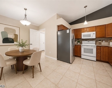 430 Saint Andrews Boulevard - Photo Thumbnail 37