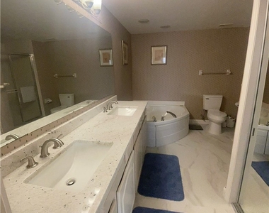 13105 Vanderbilt Drive - Photo Thumbnail 16