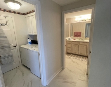 13105 Vanderbilt Drive - Photo Thumbnail 20
