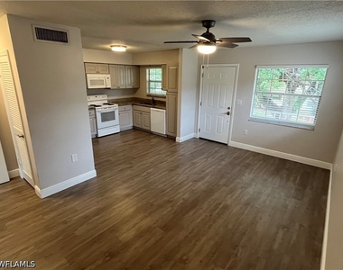 3325 Airport Road N - Photo Thumbnail 3