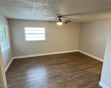 3325 Airport Road N - Photo Thumbnail 1