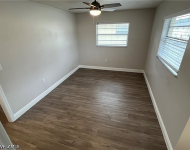 3325 Airport Road N - Photo Thumbnail 10