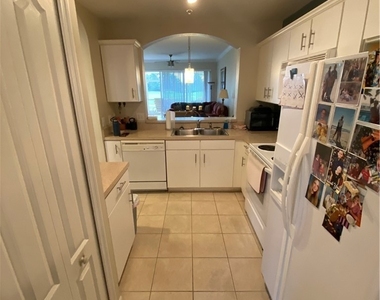 6816 Sterling Greens Place - Photo Thumbnail 5