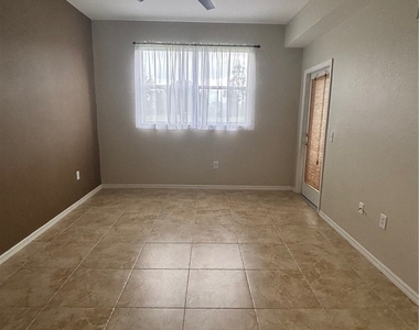 6816 Sterling Greens Place - Photo Thumbnail 10