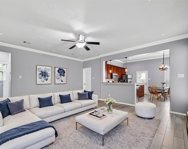 8123 Aleppo Pine Ln - Photo Thumbnail 2