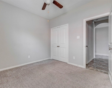 20143 Wedgewood Grove Lane - Photo Thumbnail 8