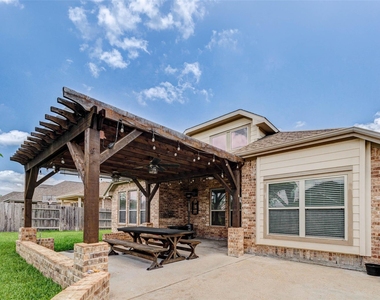 20143 Wedgewood Grove Lane - Photo Thumbnail 36