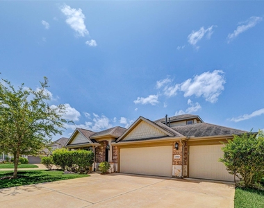 20143 Wedgewood Grove Lane - Photo Thumbnail 1