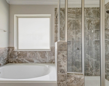 20143 Wedgewood Grove Lane - Photo Thumbnail 23
