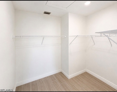 3815 Chiquita Boulevard S - Photo Thumbnail 38