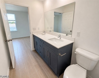 3815 Chiquita Boulevard S - Photo Thumbnail 36