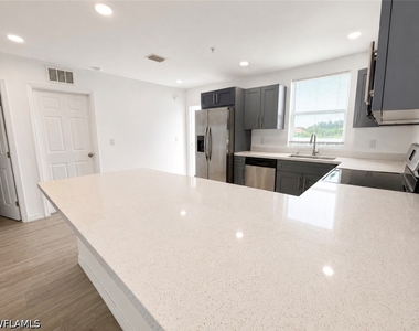 3815 Chiquita Boulevard S - Photo Thumbnail 28