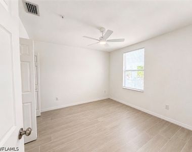 3815 Chiquita Boulevard S - Photo Thumbnail 20