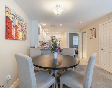 28495 Villagewalk Boulevard - Photo Thumbnail 12