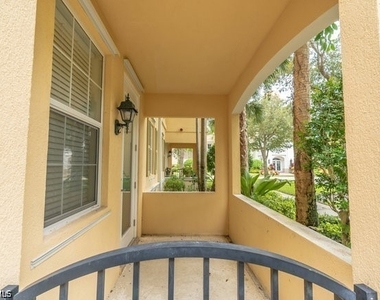 28495 Villagewalk Boulevard - Photo Thumbnail 22