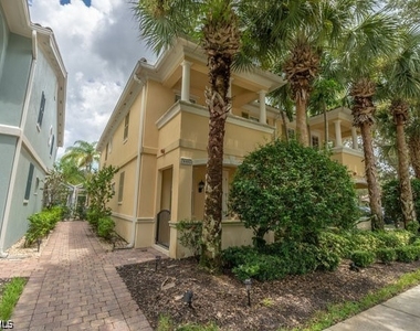 28495 Villagewalk Boulevard - Photo Thumbnail 3